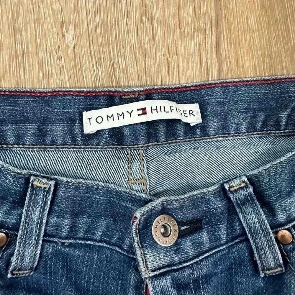 Tommy Hilfiger Faded Dark Wash Bootcut Jeans Size 8 GUC